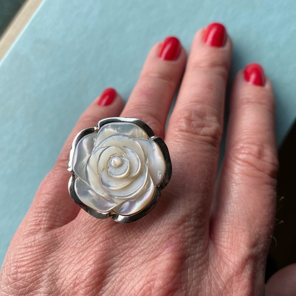 Mother of Pearl adjustable ring - Picture 3 of 5